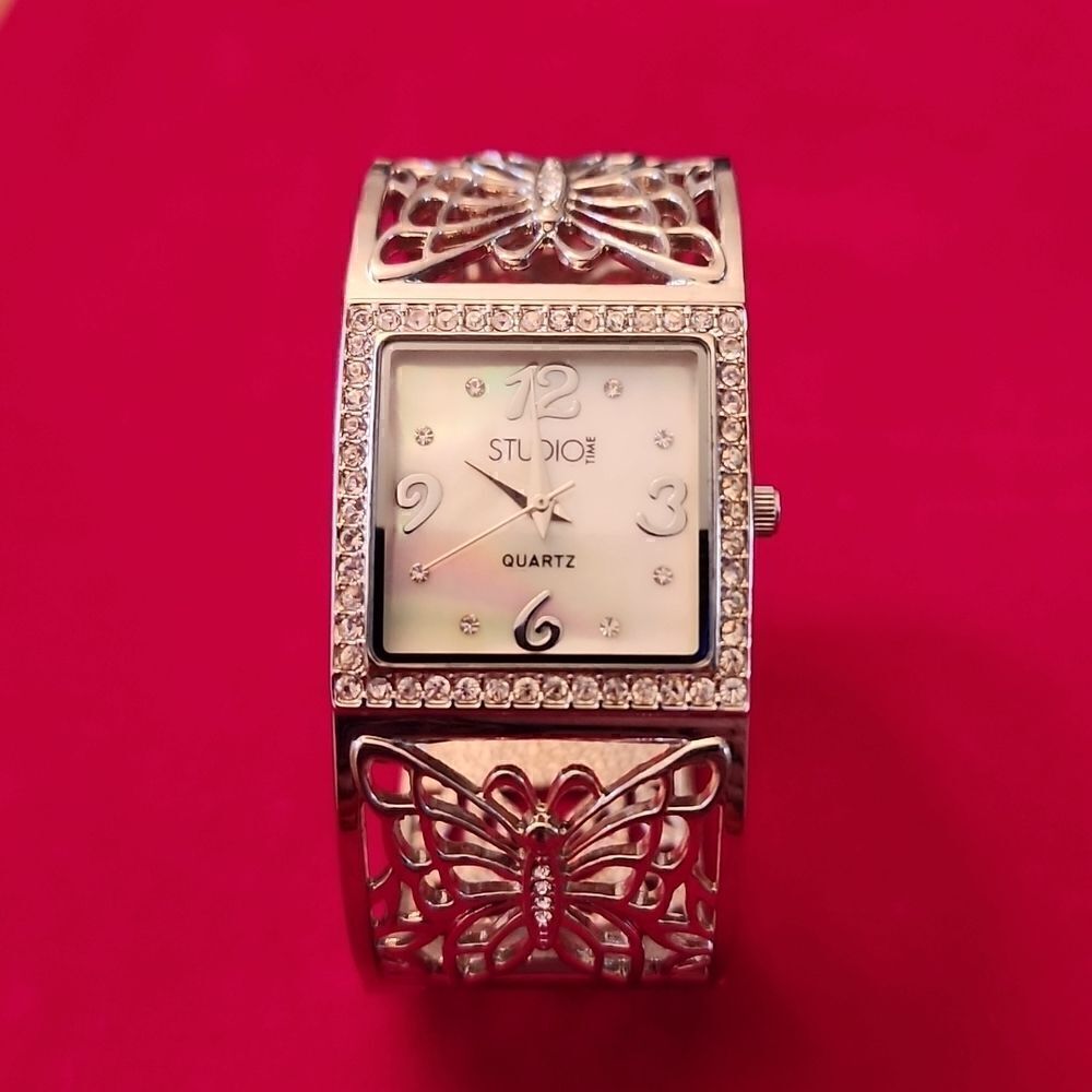NEW Studio Time Silver Tone Quartz Butterfly Cuff Watch